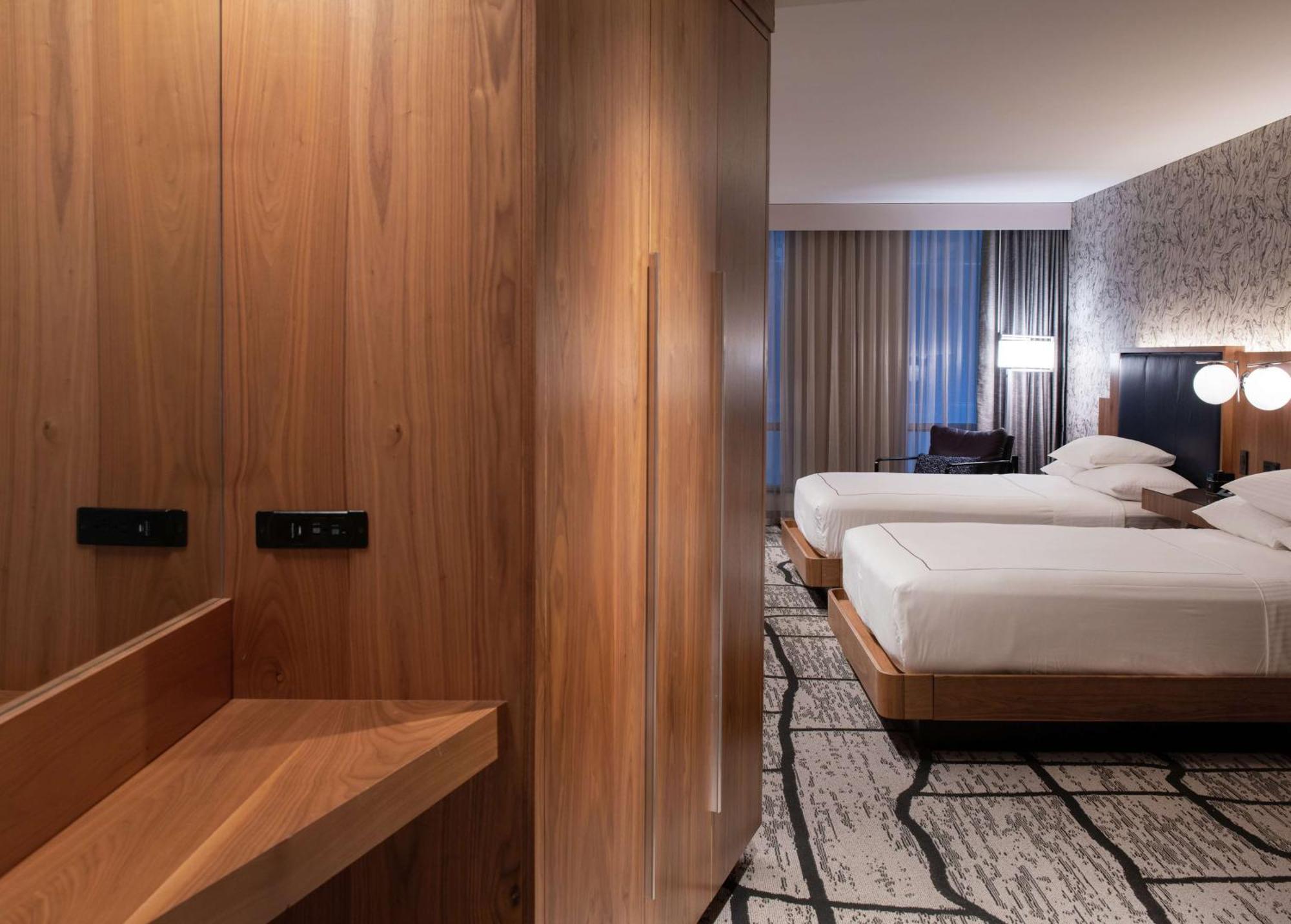 The Charter Hotel Seattle, Curio Collection By Hilton Εξωτερικό φωτογραφία